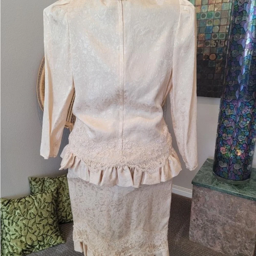 Vintage Rina Đi Montella 2 pc silk suit - Picture 4 of 8